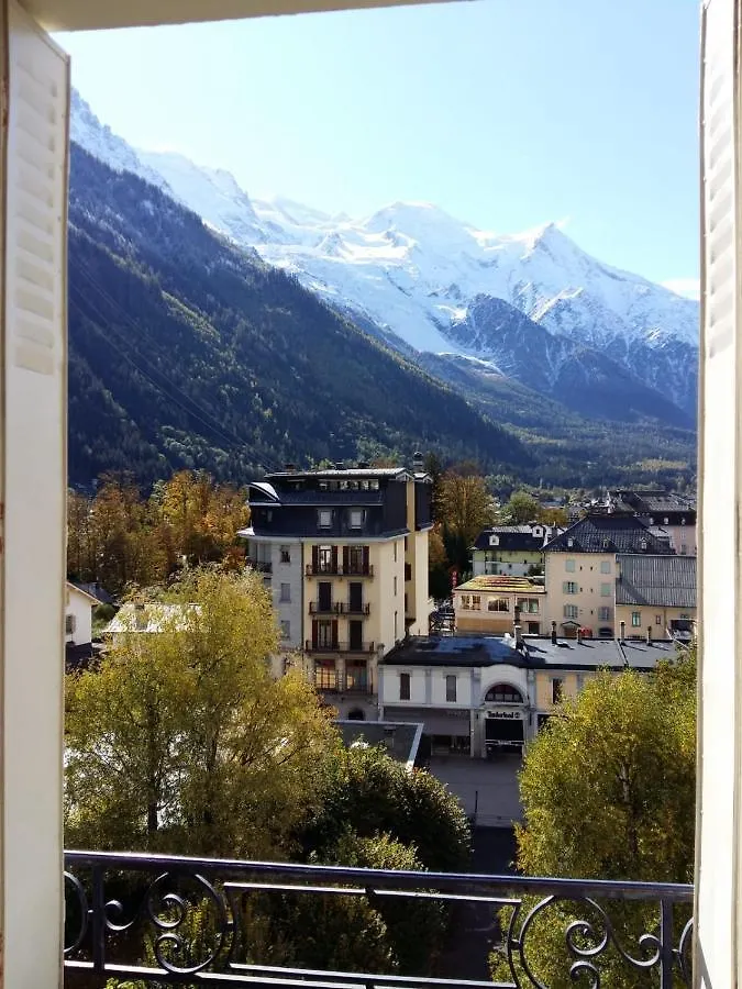 Large Studio In The Center Of Chamonix Apartment